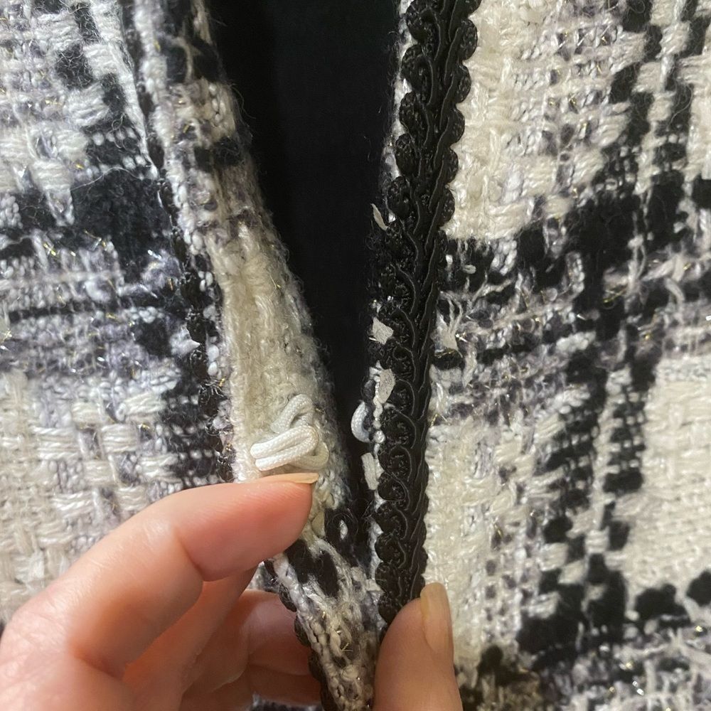 Chico’s Samuela Tweed  Bouche Blazer Jacket Black White Plaid Classic Old Money - Picture 9 of 15